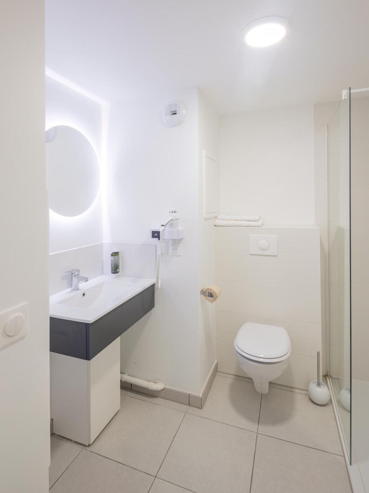 All Suites Appart Hotel Гавр Экстерьер фото
